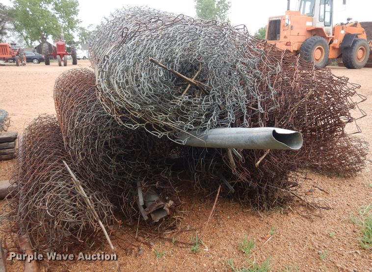 image for item LT9779 Chain link fencing
