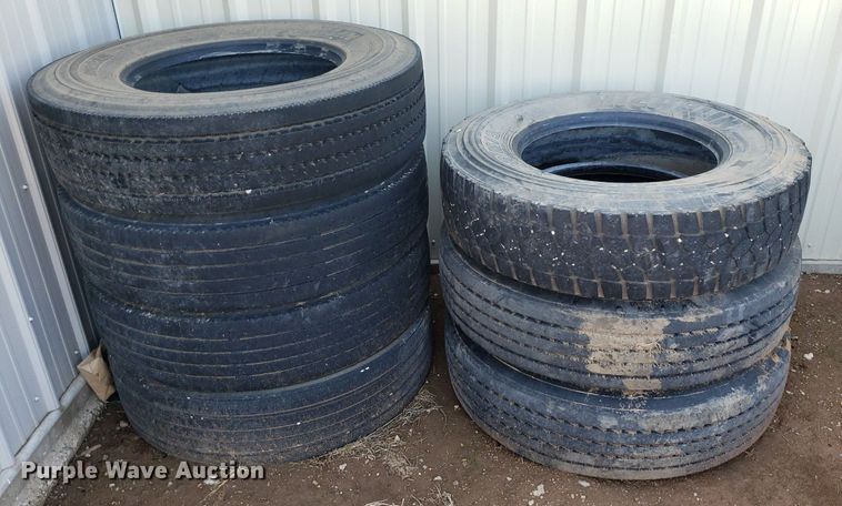 image for item LT9791 Approximately 33 tires
