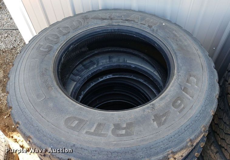 image for item LT9791 Approximately 33 tires