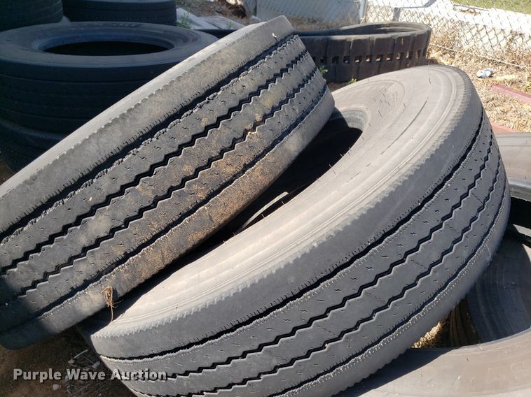 image for item LT9791 Approximately 33 tires