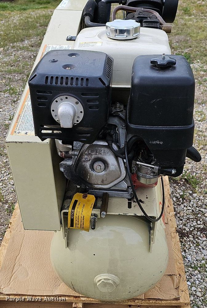 image for item LW9548 Ingersoll Rand 2475  air compressor