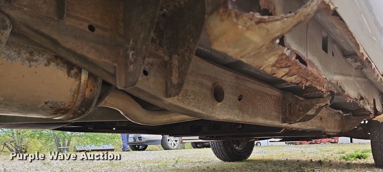 image for item LW9549 1999 Chevrolet Silverado 1500  Ext. Cab pickup truck