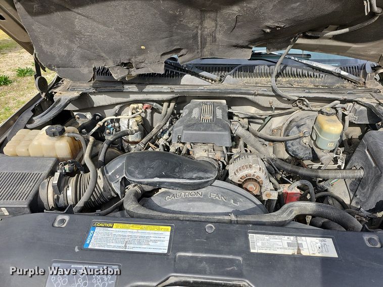 image for item LW9549 1999 Chevrolet Silverado 1500  Ext. Cab pickup truck