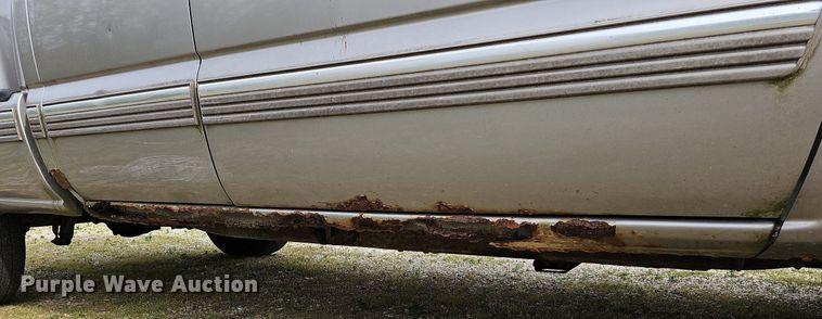 image for item LW9549 1999 Chevrolet Silverado 1500  Ext. Cab pickup truck