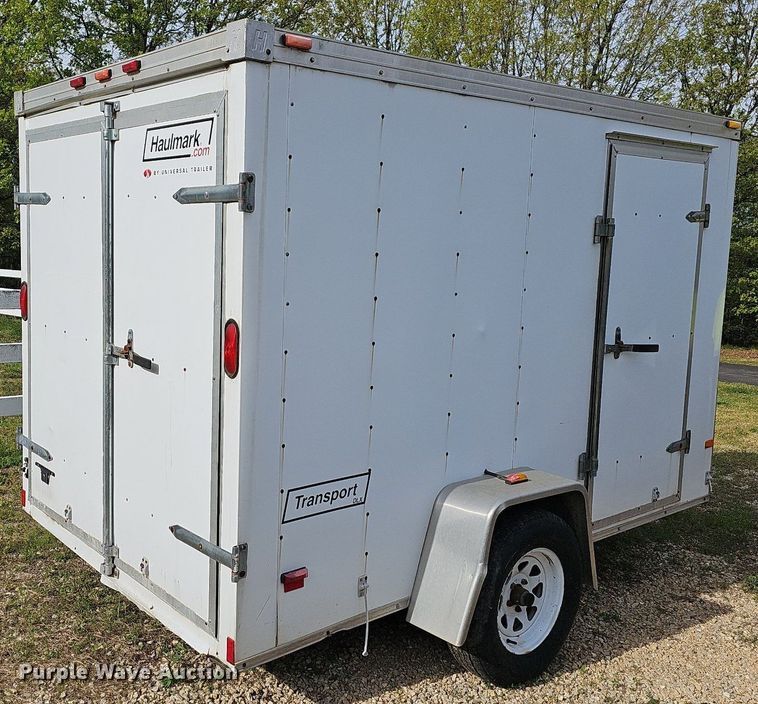 image for item LW9550 2008 Haulmark  enclosed cargo trailer