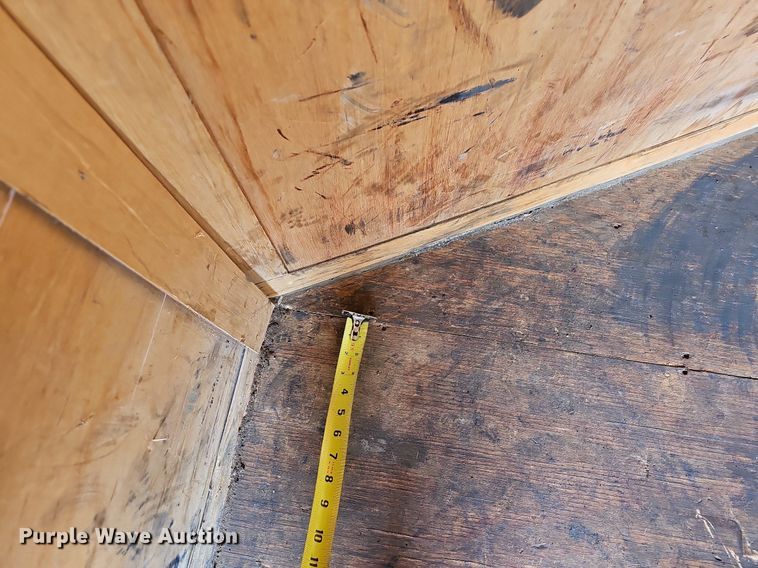 image for item LW9550 2008 Haulmark  enclosed cargo trailer