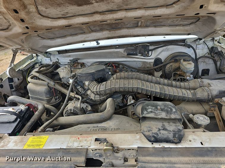 image for item LW9559 1994 Ford F250 XL  utility bed pickup truck