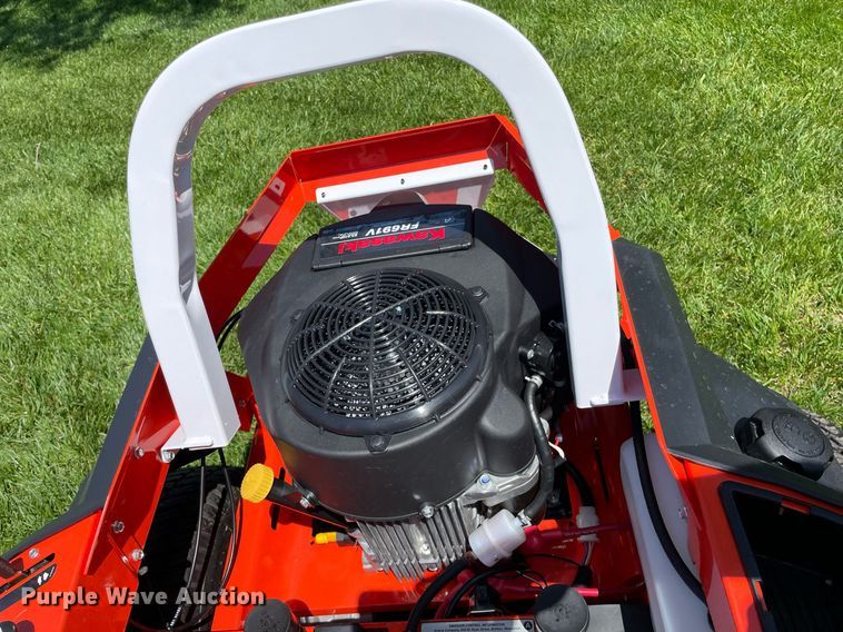 image for item LY9572 Ariens Ikon XD52  ZTR lawn mower