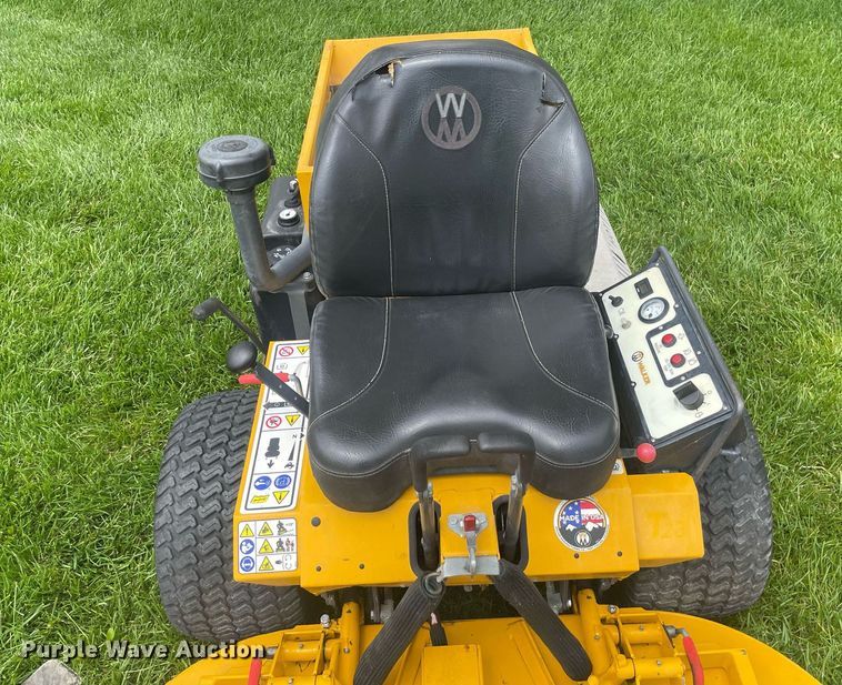 image for item LY9686 Walker MT23-16  ZTR lawn mower