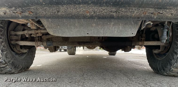 image for item MB9026 2011 Ford F350 Super Duty XL  Crew Cab pickup truck