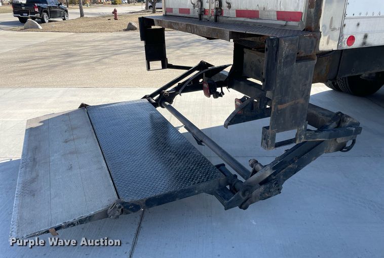 image for item MB9030 1997 Freightliner FL106  box truck