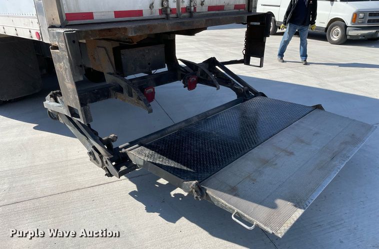 image for item MB9030 1997 Freightliner FL106  box truck