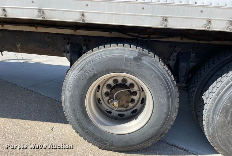 image for item MB9030 1997 Freightliner FL106  box truck