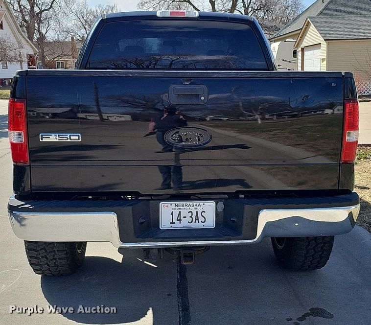 image for item MC9759 2005 Ford F150 XLT  SuperCrew pickup truck