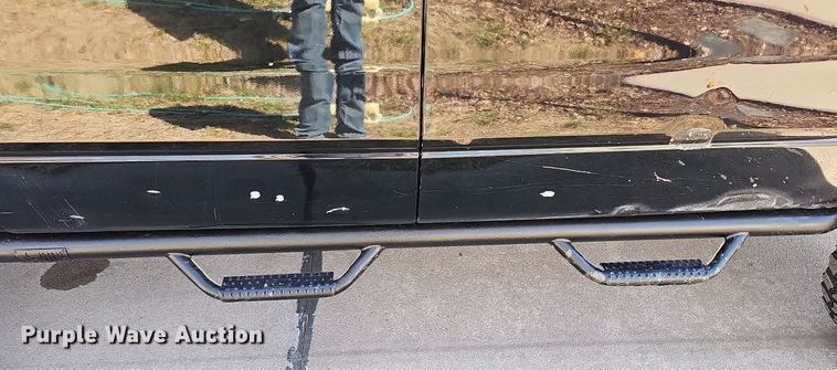 image for item MC9759 2005 Ford F150 XLT  SuperCrew pickup truck