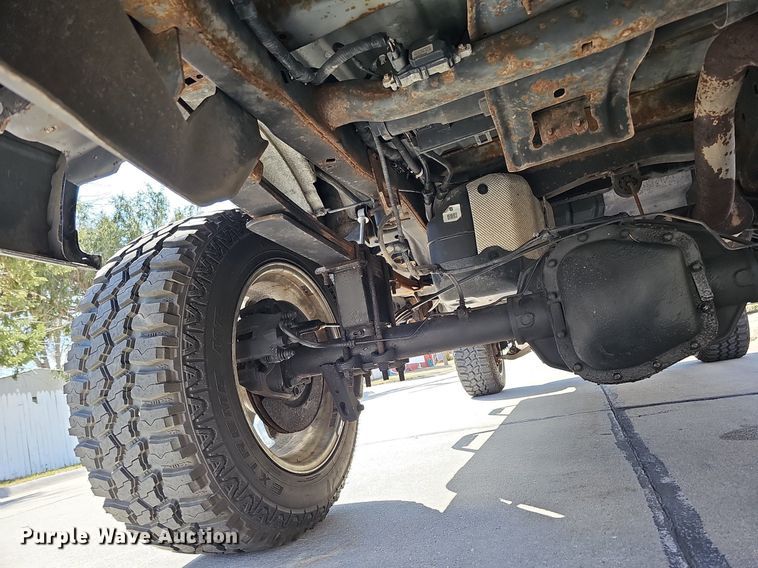 image for item MC9759 2005 Ford F150 XLT  SuperCrew pickup truck