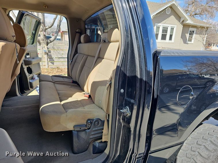 image for item MC9759 2005 Ford F150 XLT  SuperCrew pickup truck