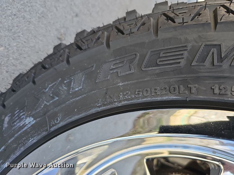 image for item MC9759 2005 Ford F150 XLT  SuperCrew pickup truck