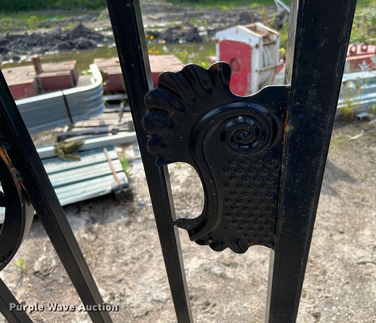 image for item MF9934 (2) gate panels