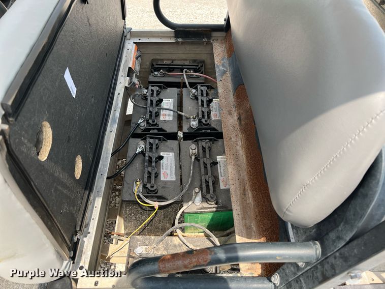 image for item MF9953 Club Car Carryall 300  golf cart