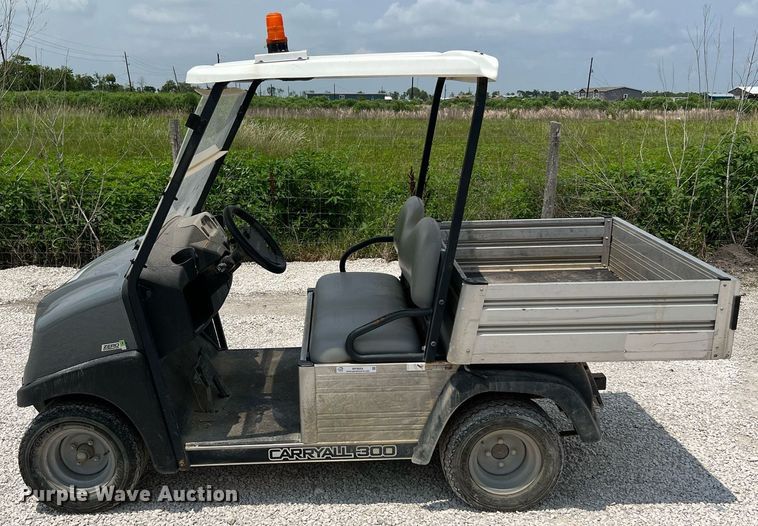 image for item MF9954 Club Car Carryall 300  golf cart