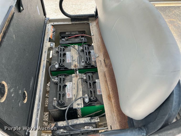 image for item MF9954 Club Car Carryall 300  golf cart