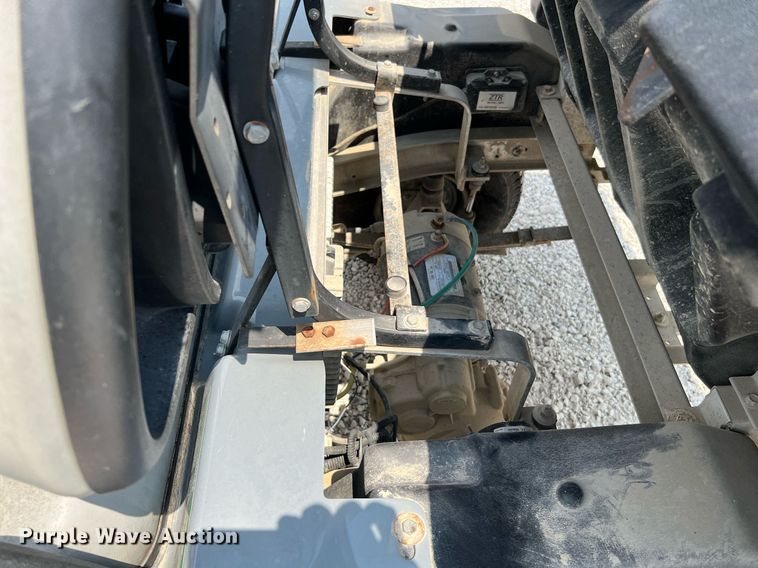 image for item MF9957 Club Car Carryall 100  golf cart