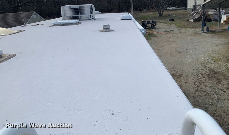 image for item MM9765 2011 Rockwood Signature Ultra Lite  camper