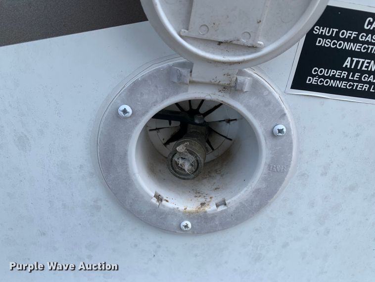 image for item MM9765 2011 Rockwood Signature Ultra Lite  camper