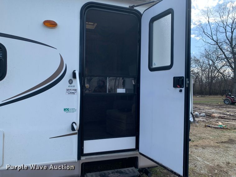 image for item MM9765 2011 Rockwood Signature Ultra Lite  camper