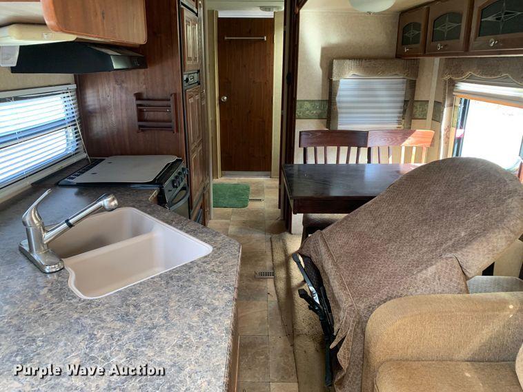 image for item MM9765 2011 Rockwood Signature Ultra Lite  camper