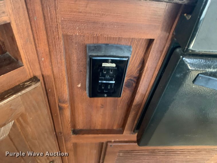 image for item MM9765 2011 Rockwood Signature Ultra Lite  camper