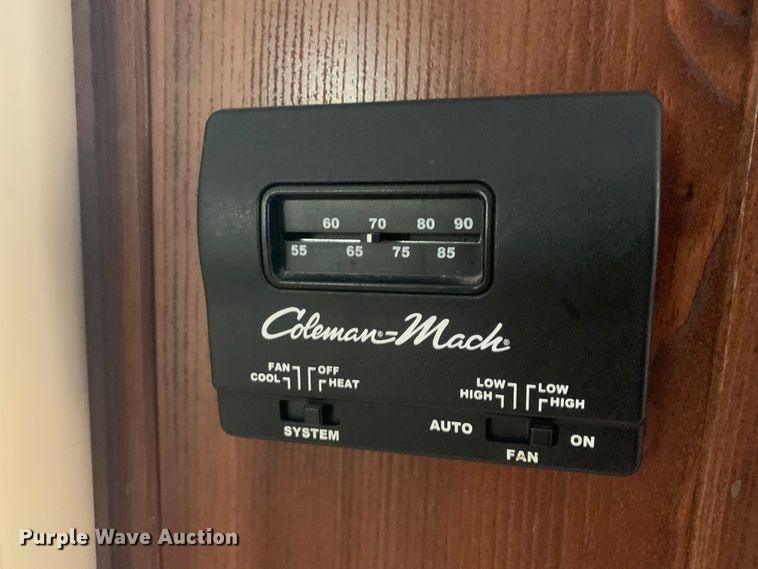 image for item MM9765 2011 Rockwood Signature Ultra Lite  camper