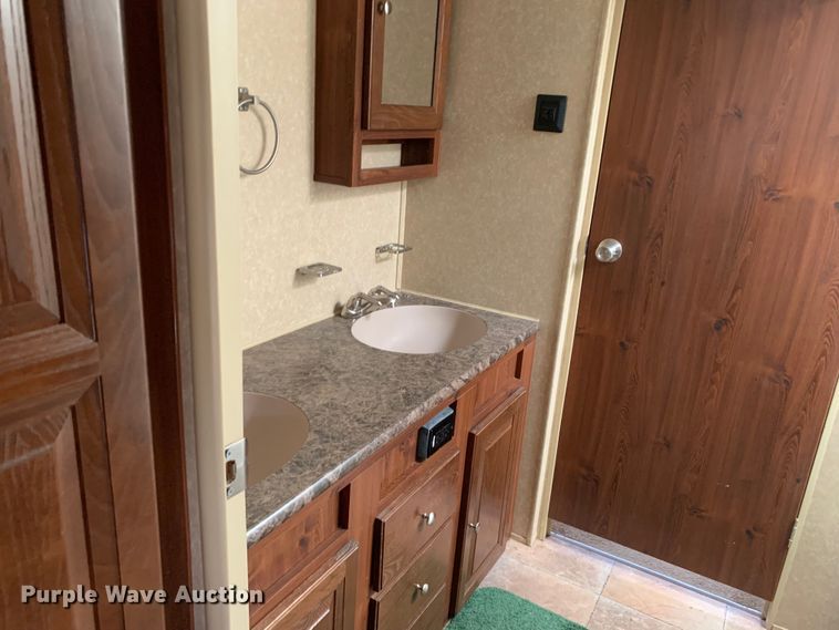 image for item MM9765 2011 Rockwood Signature Ultra Lite  camper