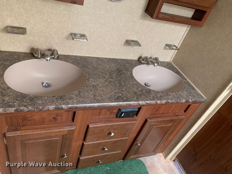 image for item MM9765 2011 Rockwood Signature Ultra Lite  camper