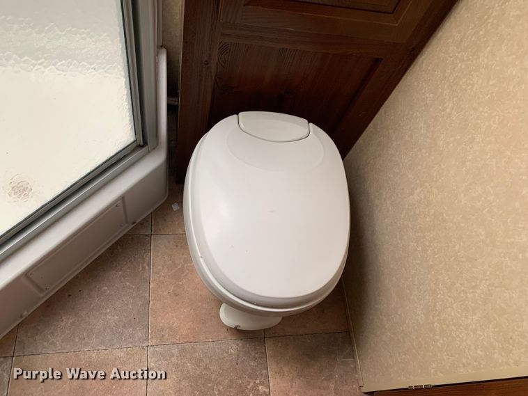 image for item MM9765 2011 Rockwood Signature Ultra Lite  camper