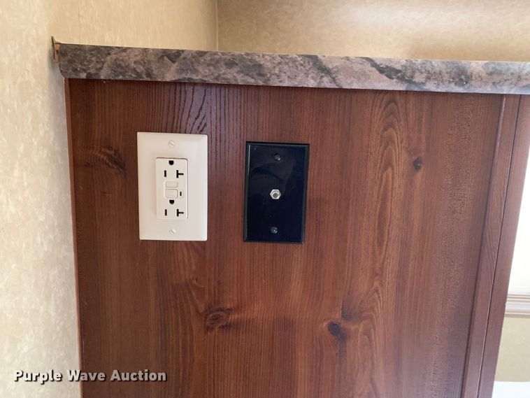 image for item MM9765 2011 Rockwood Signature Ultra Lite  camper