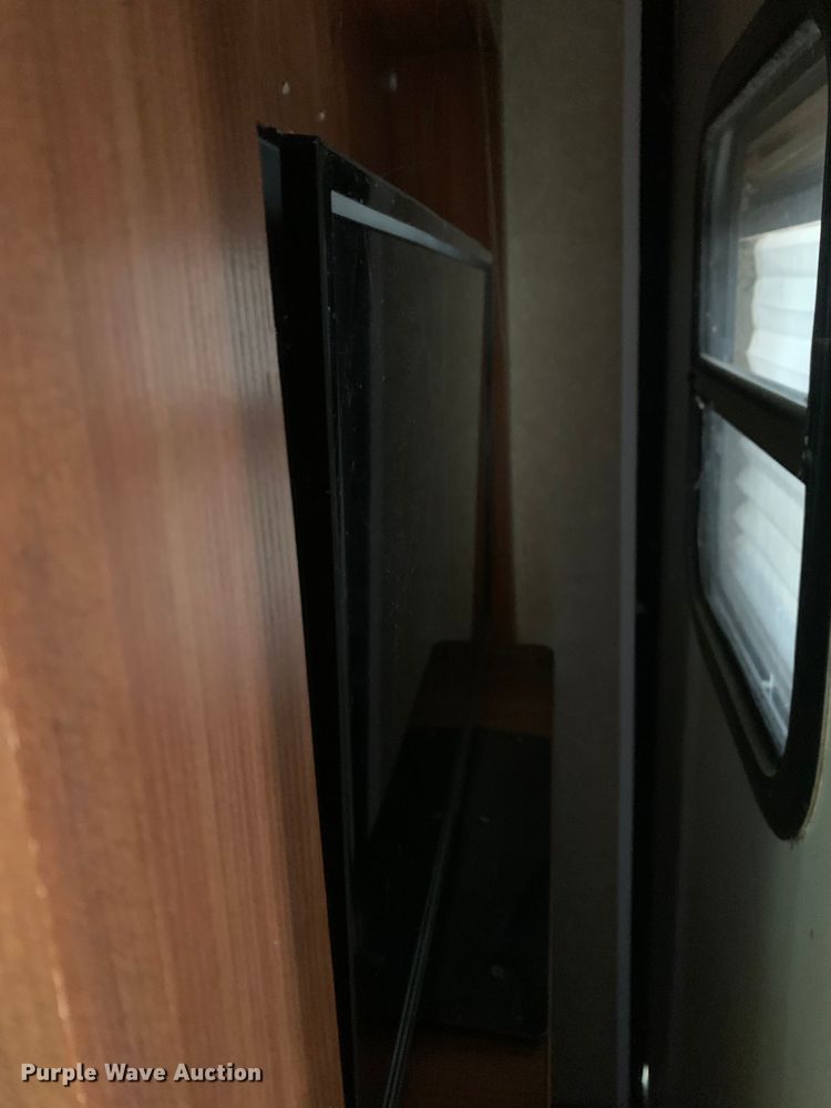 image for item MM9765 2011 Rockwood Signature Ultra Lite  camper