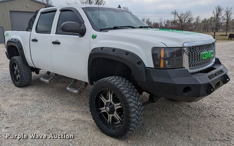 image for item MN9799 2011 GMC Sierra 1500  Crew Cab pickup truck