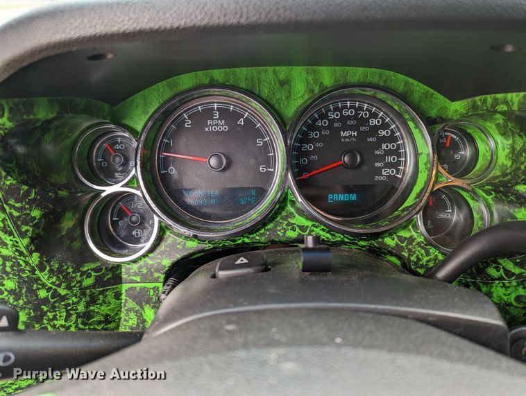 image for item MN9799 2011 GMC Sierra 1500  Crew Cab pickup truck