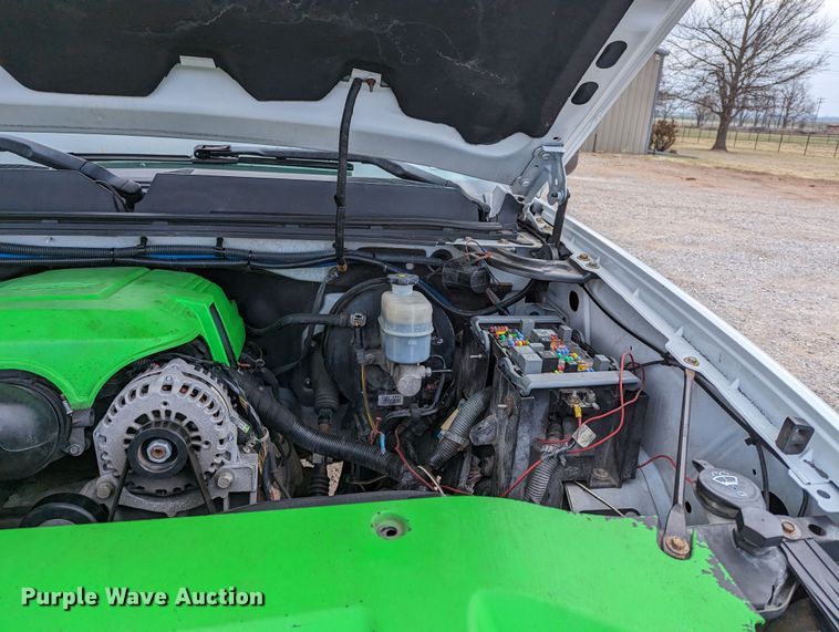 image for item MN9799 2011 GMC Sierra 1500  Crew Cab pickup truck