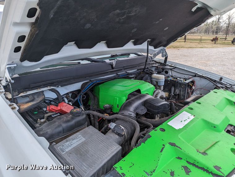 image for item MN9799 2011 GMC Sierra 1500  Crew Cab pickup truck