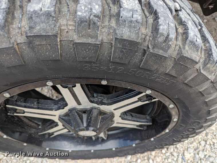 image for item MN9799 2011 GMC Sierra 1500  Crew Cab pickup truck