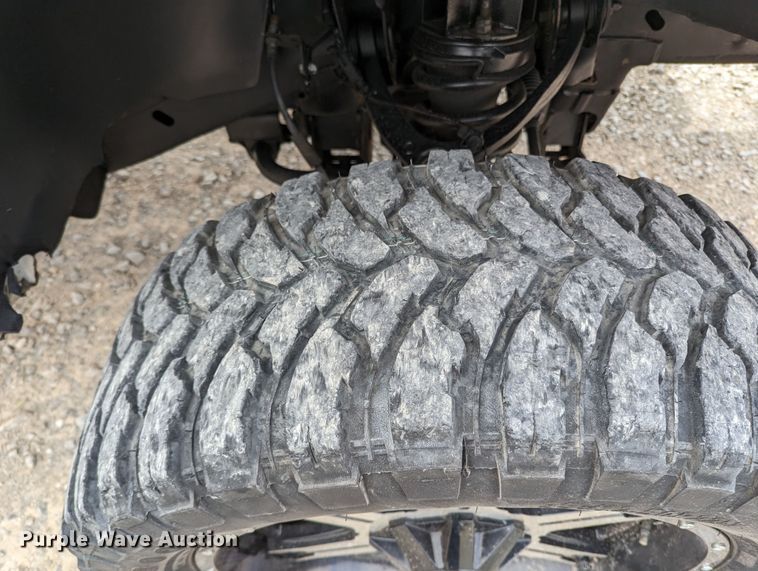 image for item MN9799 2011 GMC Sierra 1500  Crew Cab pickup truck