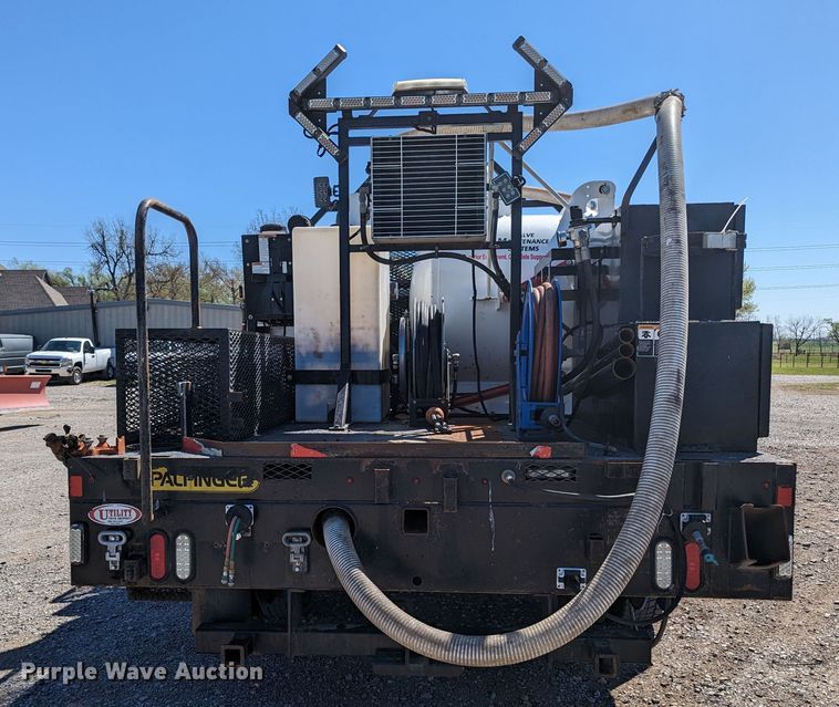 image for item MN9806 2017 Ford F550 Super Duty  vacuum truck