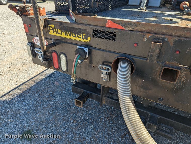 image for item MN9806 2017 Ford F550 Super Duty  vacuum truck