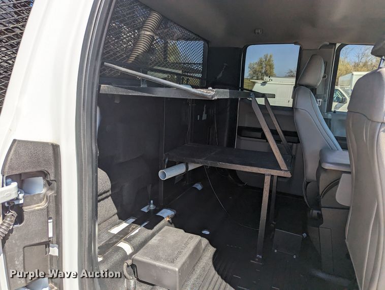 image for item MN9806 2017 Ford F550 Super Duty  vacuum truck