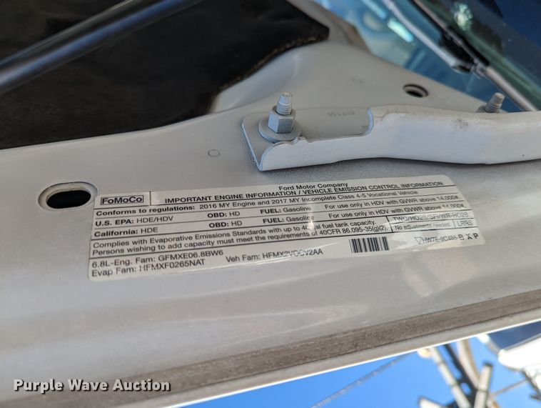 image for item MN9806 2017 Ford F550 Super Duty  vacuum truck