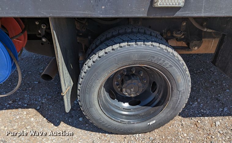 image for item MN9806 2017 Ford F550 Super Duty  vacuum truck