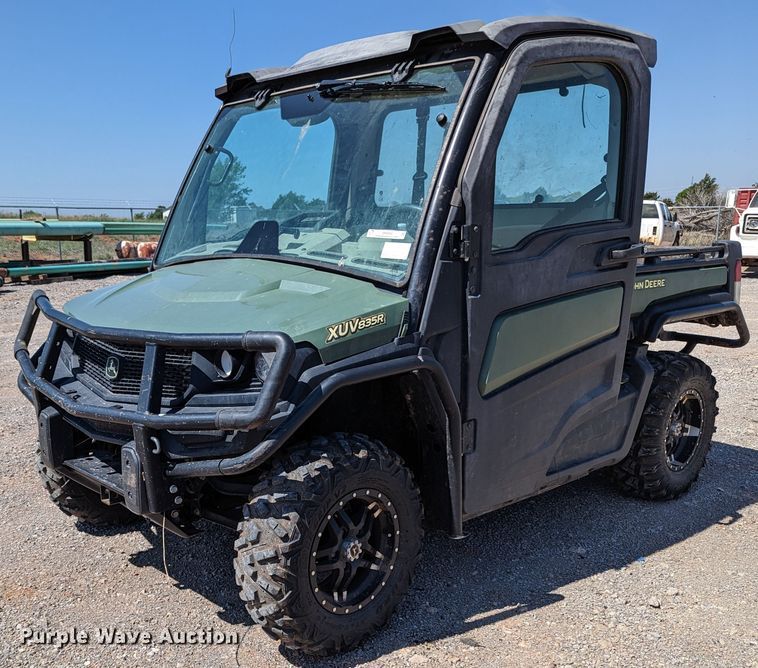 image for item MN9992 2020 John Deere XUV835R  utility vehicle